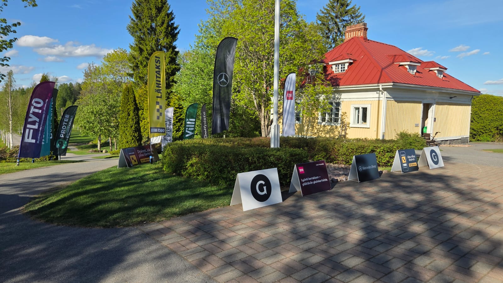 Golfpiste Businessaamujen pelit etenevät kohti loppuhuipennusta